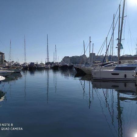Apartamento Με Θεα Το Λιμανι El Pireo Exterior foto