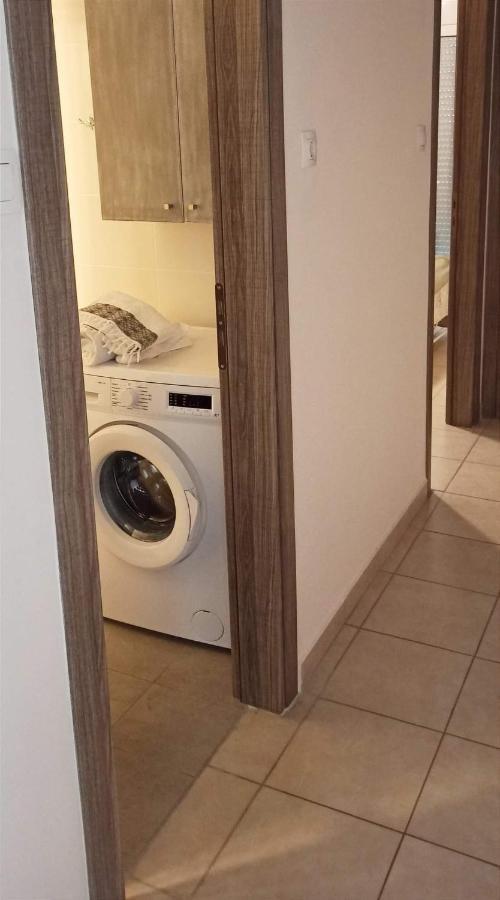 Apartamento Με Θεα Το Λιμανι El Pireo Exterior foto